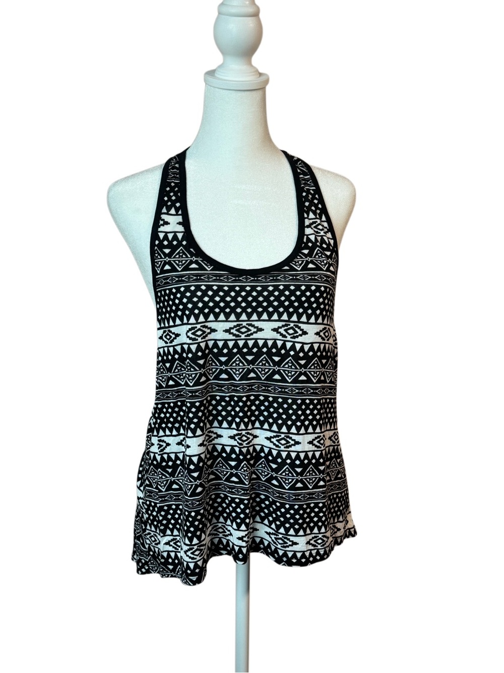 Forever 21 Black White Tribal Print Racerback Tank Top Medium